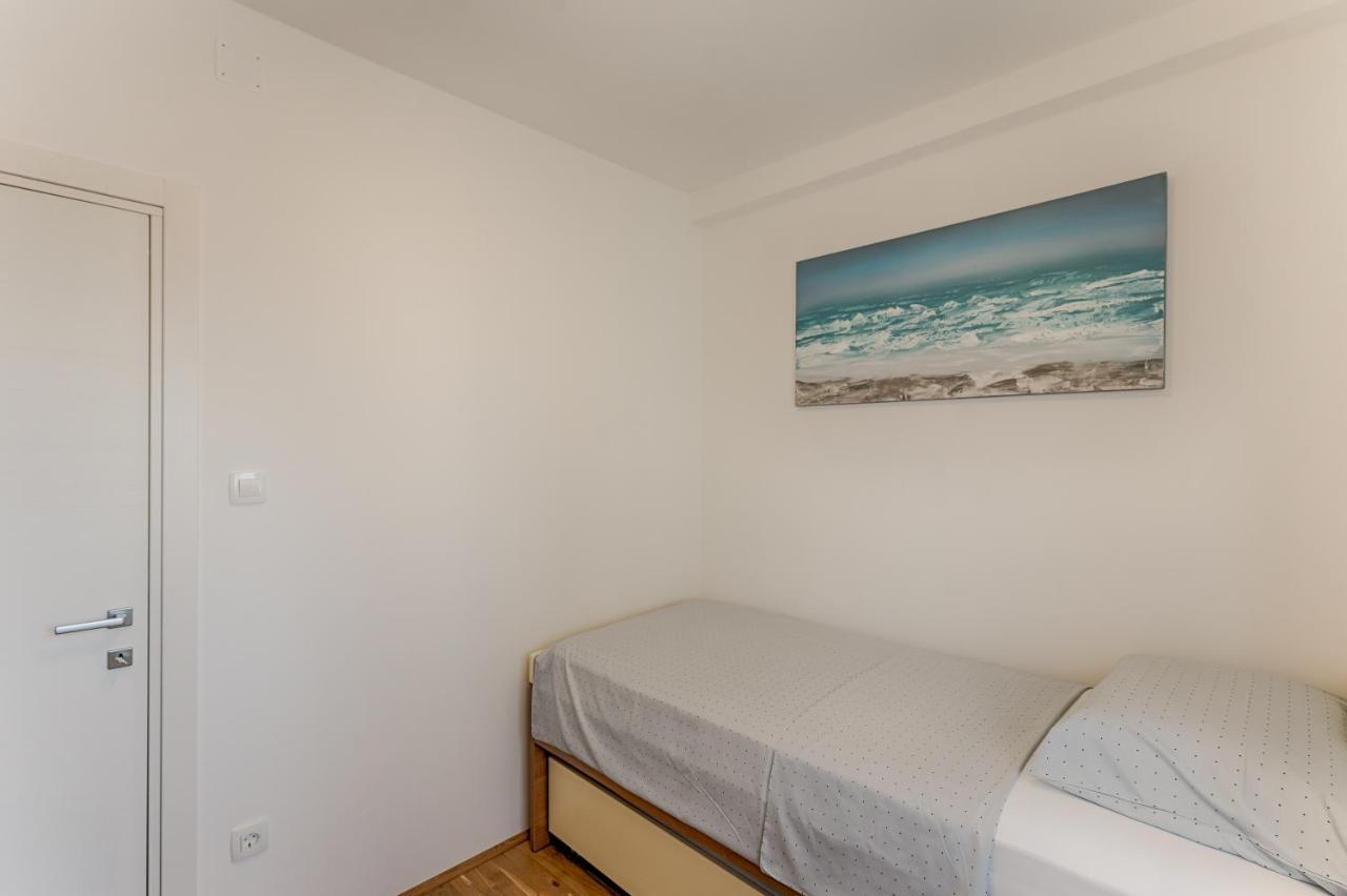 Two Bedroom Apartment Paris Rijeka Dış mekan fotoğraf