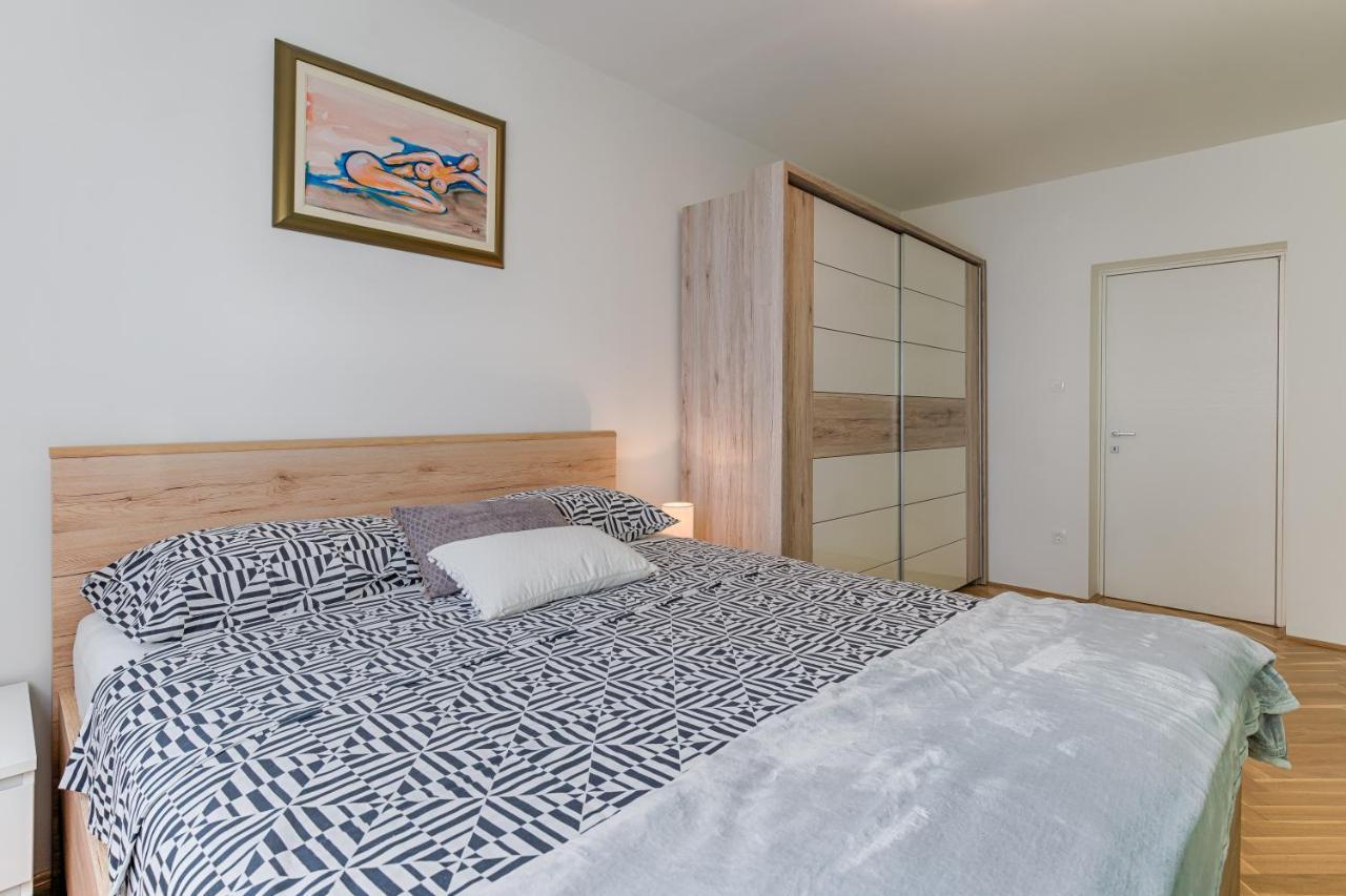 Two Bedroom Apartment Paris Rijeka Dış mekan fotoğraf